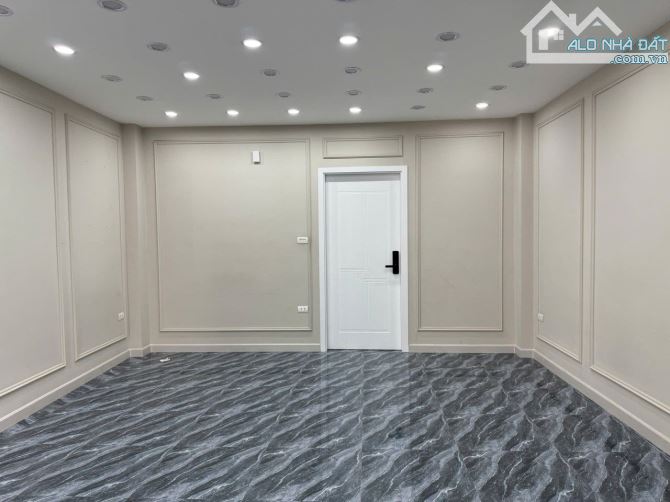 Cho thuê văn phòng làm công ty hoặc spa, nail 1 sàn 48m2 tổng 3 sàn hơn 140m2 có thuê lẻ - 2