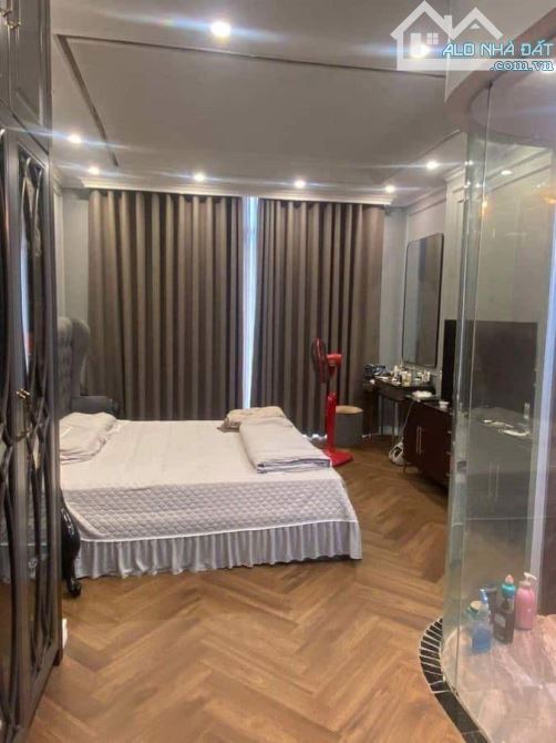 Tôi bán nhà phố PHẠM NGỌC THẠCH XÃ ĐÀN 6T thang máy Lô Góc 50m ra phố ngõ thông KD 45tr/th - 2