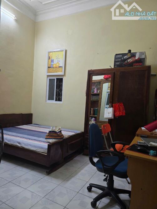 GỐC ĐỂ - 80m2 - 3 TẦNG - MT 6m - trên 14 tỷ có bớt. - 2