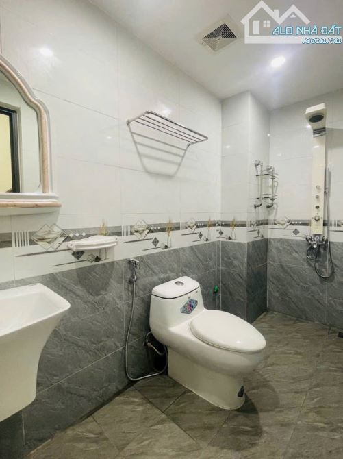 Bán nhà Hồ Tùng Mậu - Bắc Từ Liêm 45m2 oto tránh đỗ ngày đêm chỉ nhỉnh 12 tỷ - 2