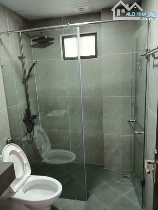 BÁN NHÀ LÔ GÓC SIÊU ĐẸP – TƯ ĐÌNH, LONG BIÊN – 6 TẦNG THANG MÁY – NGÕ Ô TÔ THÔNG – KD - 2