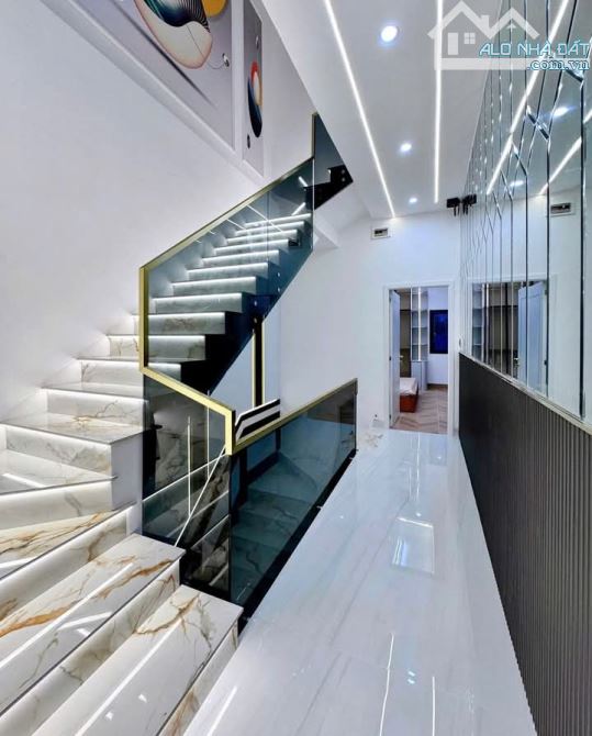 🔥 SIÊU PHẨM NHÀ 5 TẦNG PHÚ ĐÔ – NAM TỪ LIÊM – GIÁ CHỈ 21 TỶ!  🎯 Diện tích: 131m² 📏 - 2