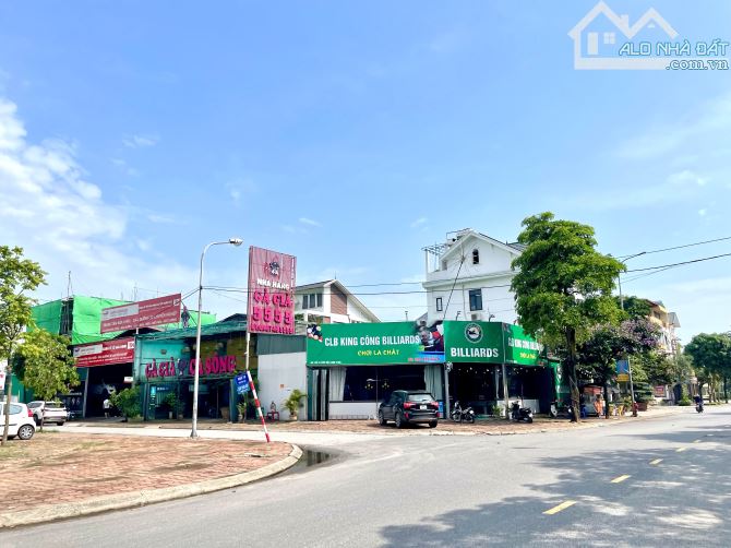 Ngon bổ rẻ- Bán nhà Trâu Quỳ, Vỉa hè oto tránh kinh doanh, Dòng tiền, 80m2 - 13.x Tỷ - 2