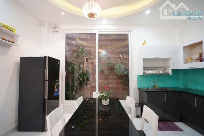 Bán nhà trung tâm phố giá 7,9tỷ đường nhựa oto tận cửa - 2