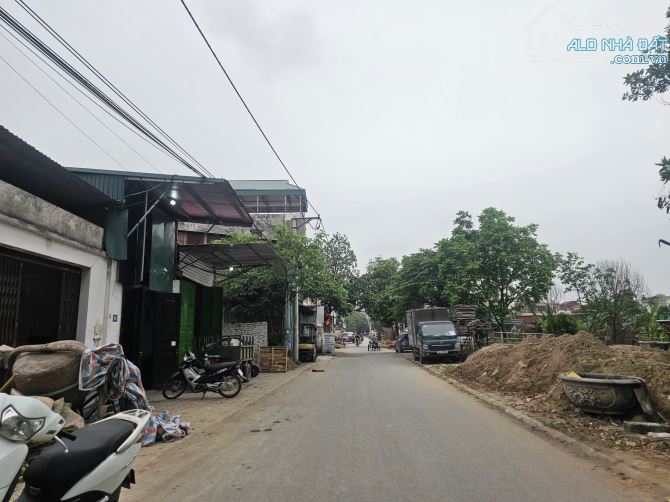 ĐẤT NỀN "VIP VIEW" HỒ CÔNG VIÊN CỐNG THÔN - SỐNG THƯ THÁI NHƯ RESORT - Ô TÔ TẢI ĐỖ CỬA - 2