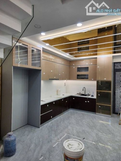 BÁN NHÀ MỚI XÂY 100% – HẺM XE HƠI  HƯƠNG LỘ 2, BÌNH TRỊ ĐÔNG A, BÌNH TÂN Diện tích: 4.2 x - 2