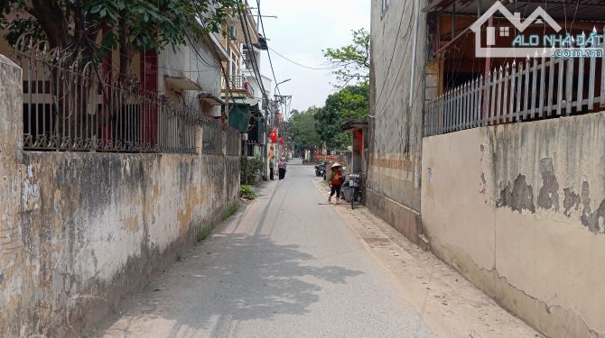 BÁN ĐẤT THUẬN THÀNH. 130M2 * MT 10,5M * 4,2 TỶ. Ô TÔ TRÁNH, KINH DOANH - 2