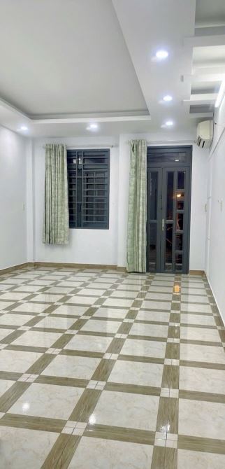 CHỦ GẤP BÁN NHÀ MẶT TIÊN KD ĐA NGÀNH NGAY LÊ VĂN QUỚI 65M2(4X16) 4TẦNG 4PN 5WC GIÁ CHỈ 8 T - 2