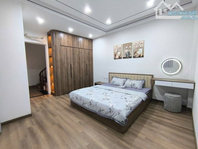 Bán Nhà | Tại Ngọc Thụy Long Biên | 5Tầng Mặt Tiền Hoa Hậu | Vị Trí Kim Cương | 6,2Tỷ - 2