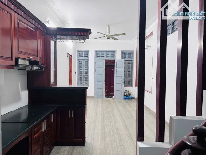 Chuyển nhương nhà ở 369 Minh Khai đối diện Times City 37m2x5t 3 mặt thoáng nhỉnh 6 tỷ - 2