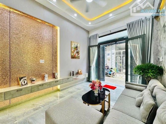 NHÀ PHONG CÁCH HIỆN ĐẠI-SANG TRỌNG 1 TRỆT 1 LẦU GIÁ 3 TỶ TẠI THỦ DẦU MỘT, BÌNH DƯƠNG - 2