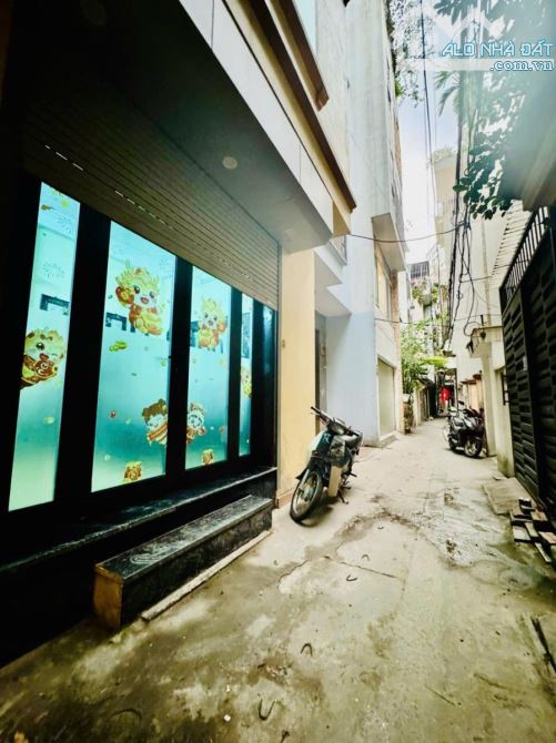 BÁN NHÀ VŨ TRỌNG PHỤNG 62 M  4T MT 4,3 giá 11tỷ - 2