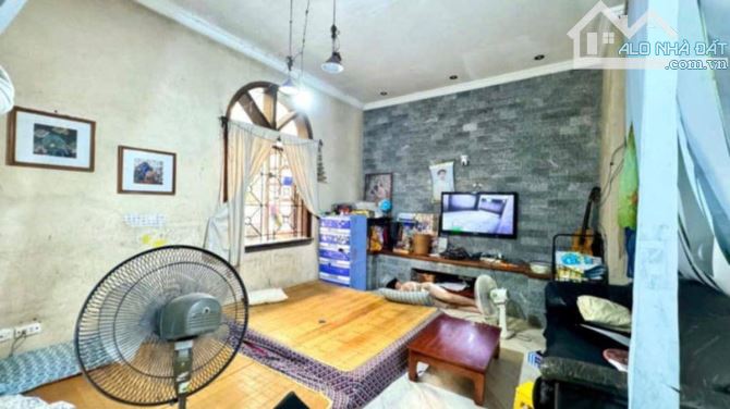 Bán nhà mặt ngõ Trần Khát Chân - Hai Bà Trưng, 50m2 giá đầu tư 9,2 tỷ - 1