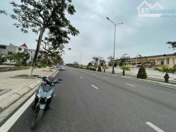 Hàng hót 92m2 đất 3 mặt tiền đường Nguyễn Hữu Cầu, Hải Sơn, Đồ Sơn, Hải Phòng Buôn bán kin - 2