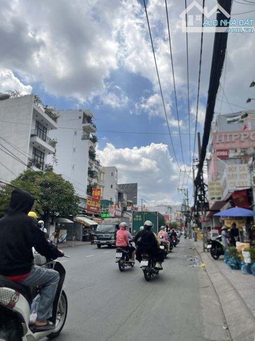 Bán biệt thự ngang 12m đường Lê Quang Định, Bình Thạnh. (12x35m cn 346m2) Giá 8x tỷ - 2