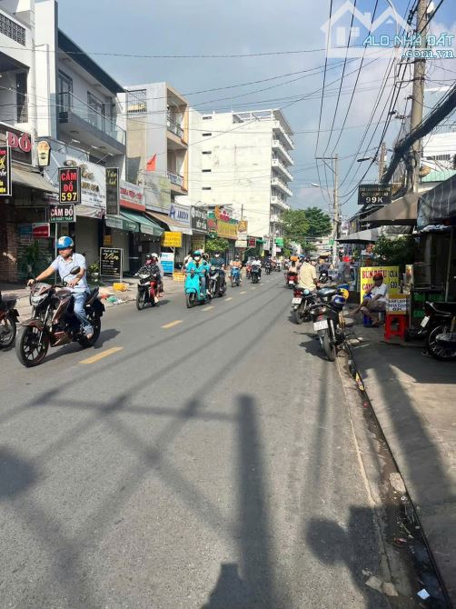Bán gấp nhà giá tốt MTKD sầm uất đường Tên Lửa 4x20m 3.5 tấm giá 12.5 tỷ
