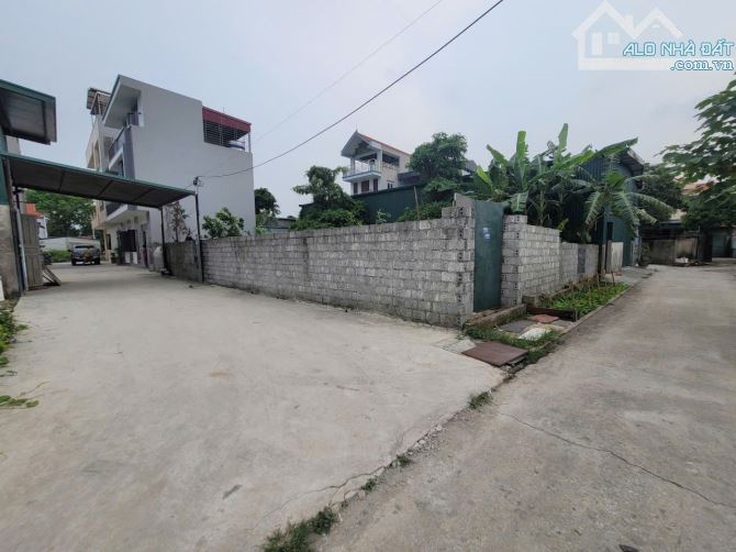 BÁN ĐẤT TẠI VĂN BÌNH - THƯỜNG TÍN  95 M2 LÔ GÓC - NGAY TRUNG TÂM - TIỀM NĂNG TĂNG GIÁ CAO - 2
