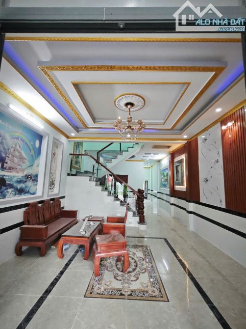 Nhà 1 trệt 1 lầu Diện tích đất 128m2 thái hòa tân uyên 3 tỷ 3 buôn bán tốt - 2