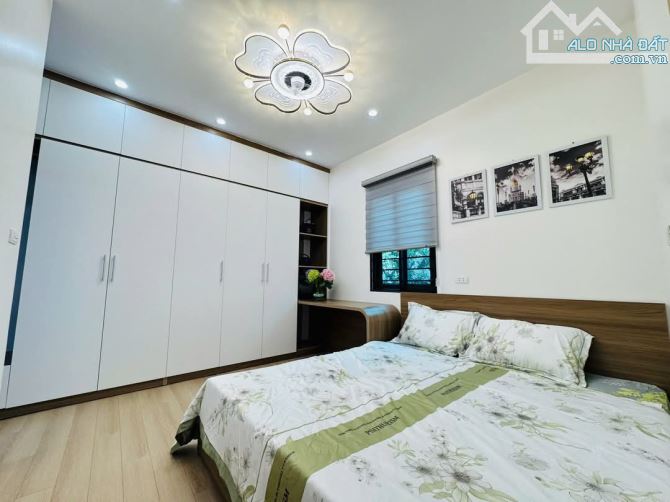 NHÀ MỚI MINH KHAI –7.9 TỶ - 45M2 - 4M MT - TRUNG TÂM - 2