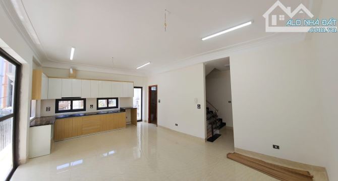 BÁN NHÀ VIỆT HƯNG, DT 54M x 6 TẦNG, MT 5M, OTO VÀO NHÀ, CỰC HIẾM TRONG TẦM GIÁ - 2
