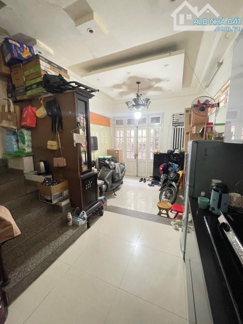 MẶT NGÕ VỪA Ở VỪA KINH DOANH - LÔ GÓC THOÁNG SÁNG - VÀI BƯỚC RA PHỐ - TT CẦU GIẤY - 2