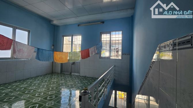 BÁN NHÀ SÁT CHỢ ĐẦM ĐƯỜNG OTO 8M.DT 60,5M CÓ 2 GIAN VÀ 3PN 3WC.GIÁ 4TY6 CÒN THƯƠNG LƯỢNG - 2