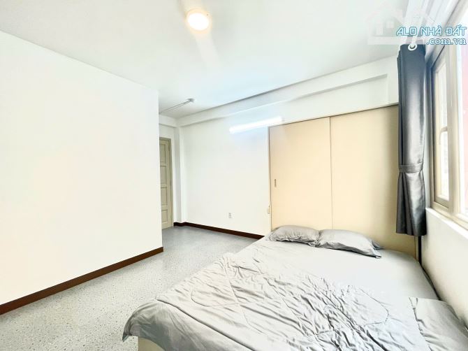 Cho Thuê Căn Studio cửa sổ giá rẻ quận 1, Gần Chợ Bến Thành, Phố Đi Bộ, Hầm Thủ Thêm - 2
