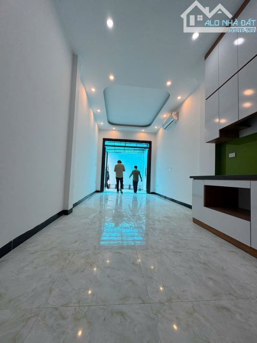Cần Bán Gấp Căn Nhà Mới Xây Có Thang Máy Ở Mậu Lương,Ngõ Thông,KD.Gía 8.68Tỷ Có TL - 2