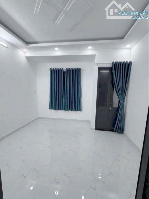 Bán nhà Phan Thị Hành, quận Tân Phú, 35m2, giá 3.85 tỷ - 1