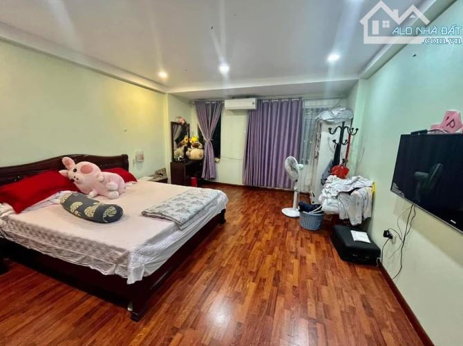 Nhà đẹp phân lô cán bộ thoáng trước sau, vài bước chân ra phố Vũ Trọng Phụng - 2