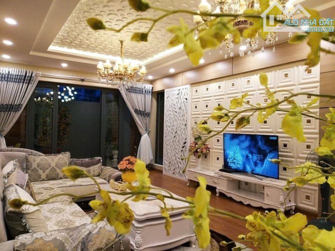BIỆT THỰ 3 TẦNG –DT 220M2( 10*22M)- ĐƯỜNG NGUYỄN TRÁC- HÒA THUẬN TÂY- HẢI CHÂU- ĐÀ NẴNG- C - 2