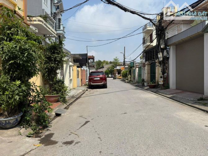 Bán 80m2 đất hướng Đông Nam, đường 6m ngay cạnh trường THPT Hồng Bàng giá hơn 3 tỷ xíu - 2