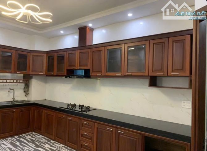 NHÀ ĐẸP NGAY PHƯỜNG 8 GẦN CÁC KHU DU LỊCH NỔI TIẾNG - 2