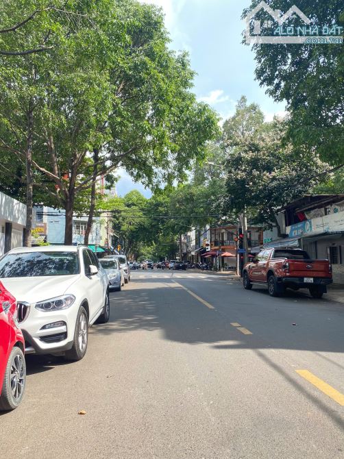 💥  ĐẤT MẶT TIỀN LÊ HỒNG PHONG (135,5M2 - TRUNG TÂM PHỐ CŨ BMT. 💰  8,6 TỶ - 2