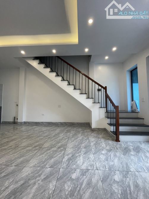 Siêu Hiếm-Nhà Định Công Thượng-56m2,4.8MT-Chỉ hơn 3 TỶ. - 2