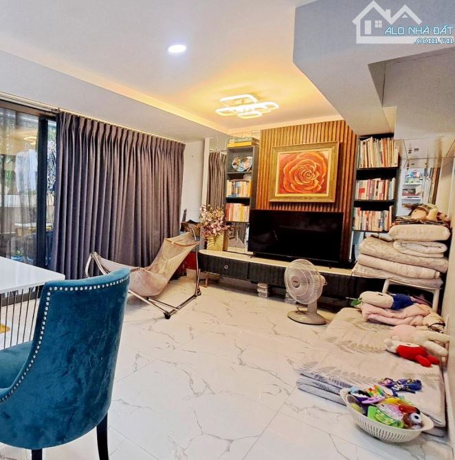 Mặt tiền khan hiếm Tùng Thiện Vương, ngang 4m, 4 tầng chỉ 6 tỷ 5 - 2
