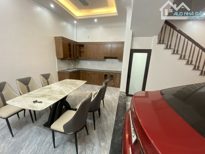 👍Cần Bán Căn Nhà 4 tầng ngõ phố Điện Biên Phủ P. Bình Hàn TPHD - 2