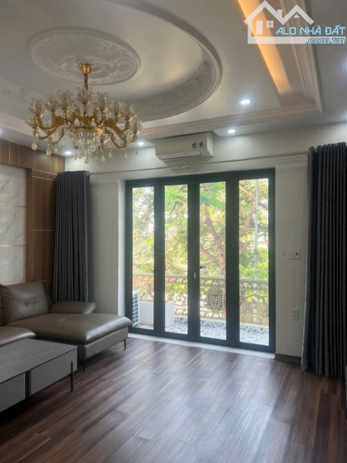nhà ngõ 6xx Ngô Gia Tự hải an giá 6,35 tỷ - 2