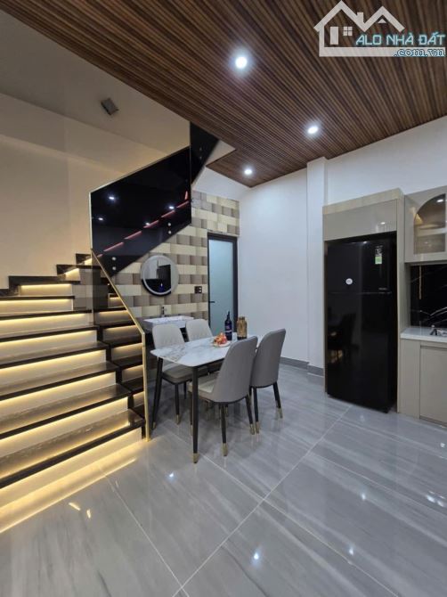 CHỈ 3.95T.Ỷ SỞ HỮU NGAY NHÀ 2 TẦNG 3 MÊ 55M2(6*9M)- KIỆT HOÀNG HOA THÁM- THANH KHÊ- ĐÀ NẴN - 2