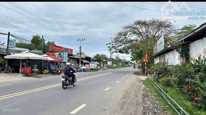 CHÍNH CHỦ GỬI BÁN LÔ ĐẤT MẶT TIỀN KINH DOANH HƯƠNG LỘ 12 -NGAY CỔNG SÂN BAY, 217M2,1.98Tỷ - 2