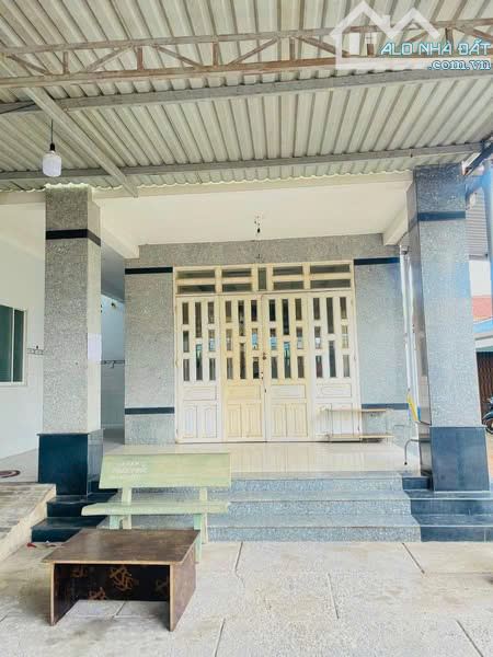 Gấp gấp anh chị ơi – chú em kẹt tiền, nhờ em bán gấp căn nhà đẹp như mơ Hóc Môn gần QL22 – - 2