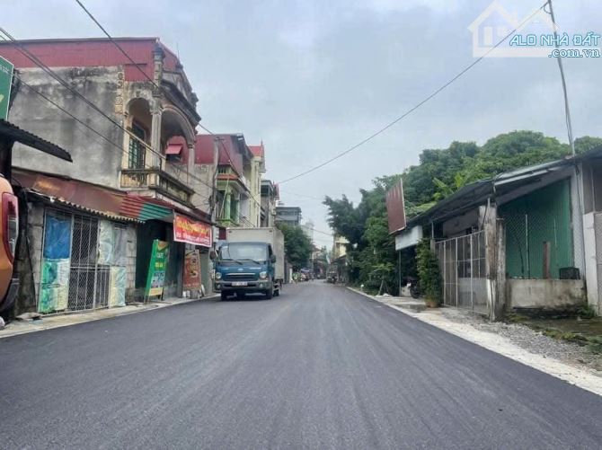 Chính chủ gửi bán lô đất 104m2 chia lô tại Thôn Nhân Nội - Tân Tiến - 2
