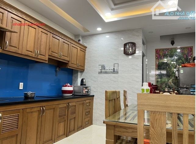 Hot! Bán nhà hẻm xe hơi Hoàng Bật Đạt, Tân Bình – nhà bao đẹp như hình, chỉ 7.8 Tỷ! - 2