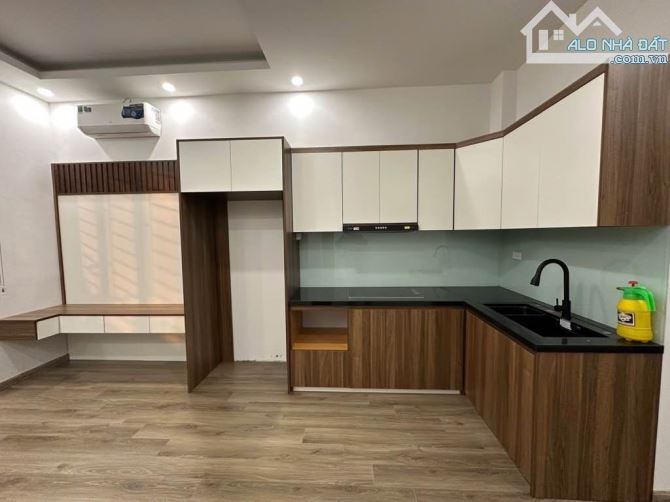 Bán nhà mặt ngõ Vạn Bảo, Ba Đình, ngõ thông, khu phân lô, ô tô vào nhà. Giá 16.5 tỷ - 2