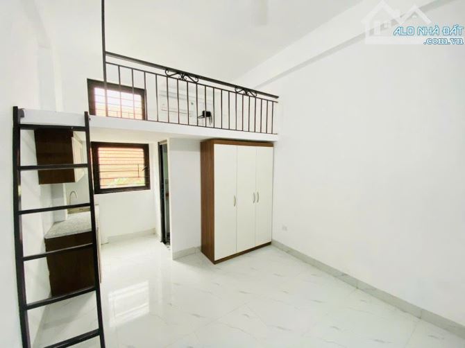 BÁN NHÀ TRỌ TRIỀU KHÚC , 8 TẦNG THANG MÁY , DOANH THU 500TR/NĂM. GIÁ CHỈ HƠN 9 TỶ. - 2
