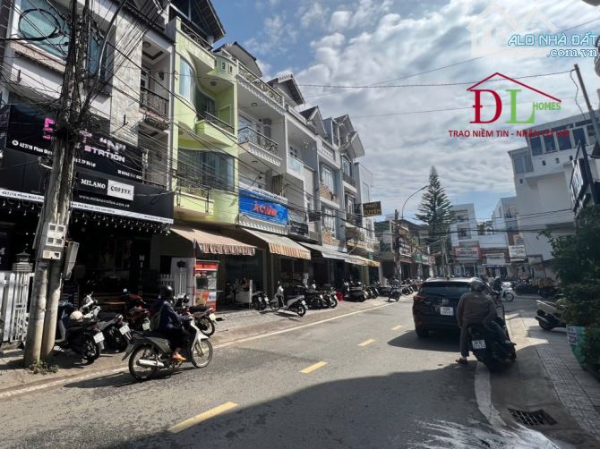 Bán nhà  mặt tiền Tô Ngọc Vân P2 Đà Lạt vị trí kinh doanh đắc địa - 2