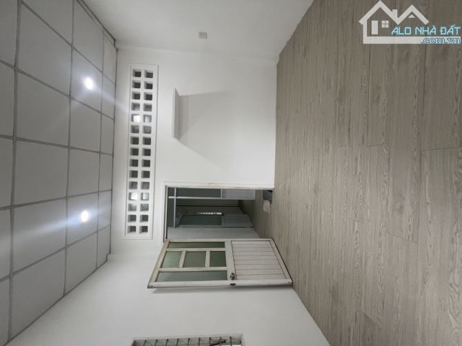 Lô góc 42,3m2 - 2 tầng, 7 chỗ ngủ trong nhà, Điện Biên Phủ, Bình Thạnh. Chỉ 5.39 tỷ - 2