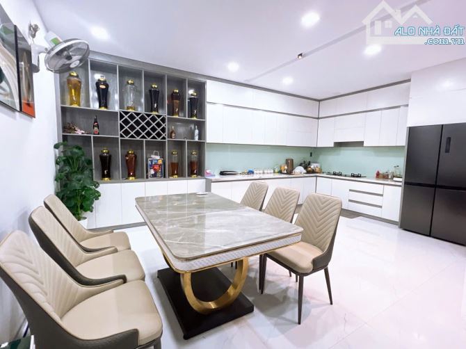 NHÀ MÊ THIẾT KẾ HIỆN ĐẠI CUỐI YMOAL RẼ TRÁI - Loctran - 2
