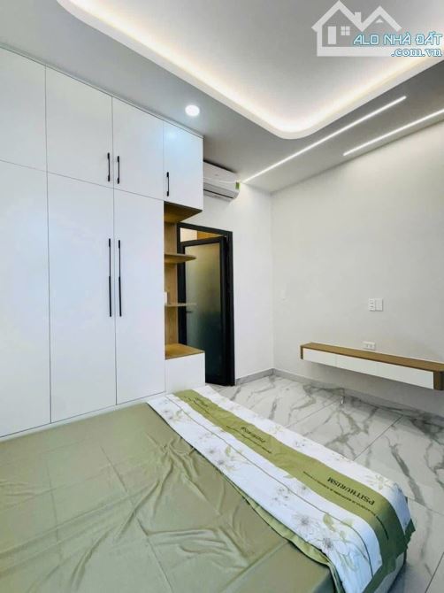 NHÀ TRÊN ĐƯỜNG PHẠM VĂN CHIÊU PHƯỜNG 14 GÒ VẤP 4 TỶ 390 3 PHÒNG NGỦ KẾ BÊN CHỢ THẠCH ĐÀ - 2