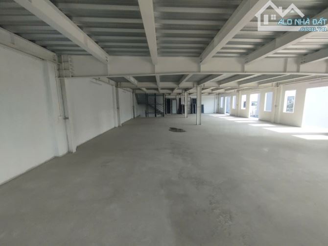 Cho thuê kho đường, Trịnh Văn Bô, Hoài Đức. DT 300m2 4 tầng có thang hàng, xe công đỗ cửa - 2